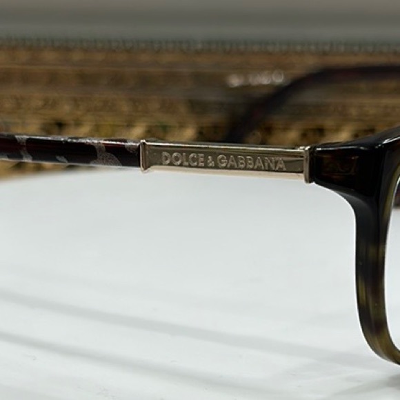 Dolce & Gabbana Rx Tortoiseshell Eyeglass Frames/Etched Temple Arms EUC D&G Case - Picture 12 of 17